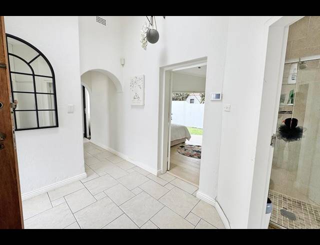 3 BEDROOM HOUSE FOR SALE IN SANDOWN